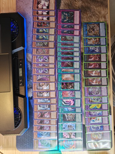 Carta yugioh mazzo cyber - carta, drago